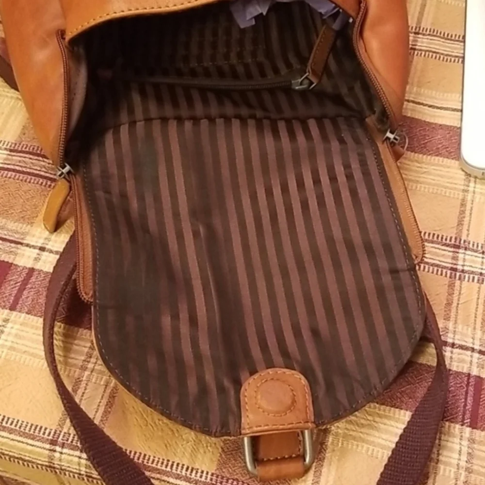 Jack Georges convertable backpack,buffalo leather, Honey